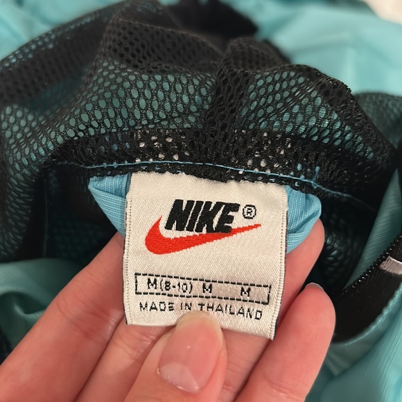 Nike windbreaker - Picture 8 of 9